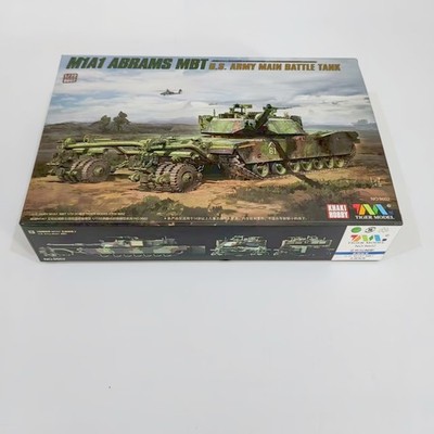 Tiger Model 1/72 9602 M1A1 With Mine Roller Assembly Model Kit