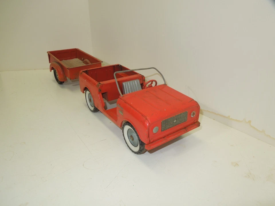 international scout & Tru Scale Trailer - Image 3 of 4