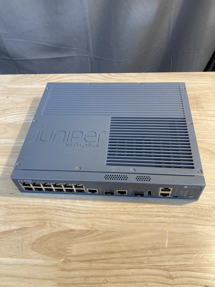 Juniper Networks EX2200-C 12T-2G 12 Port Gigabit Switch Compact + Cord Tested - Image 3 of 4