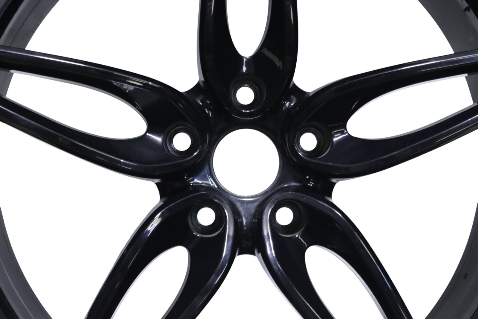 McLaren 570S Front 19 Inch 19 x 8 Original Wheel Rim 2016 - 2021 OEM