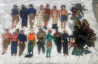 Lot of 15 GI Joe 1990s Soldiers 12" Figures & HUGE AMOUNT of Accessories Weapons
