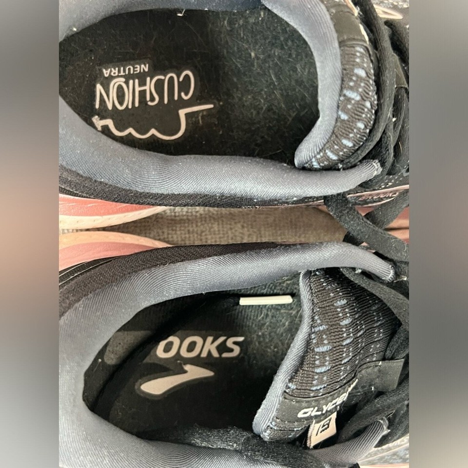 Brooks Glycerin 19 Women's Size 7 B Black Pink Athletic Running Trainer