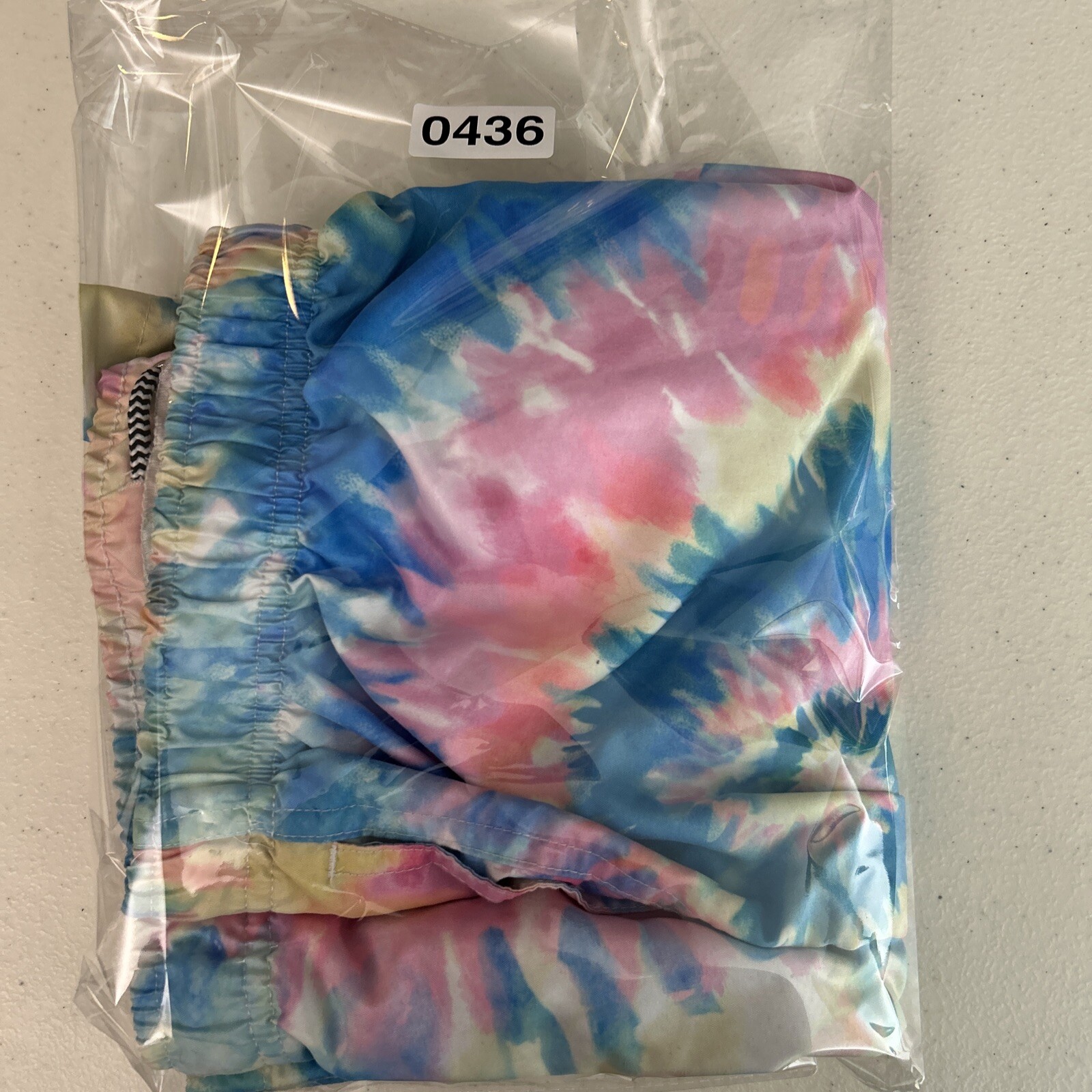 Boardies Mens XL Tie Dye Swim Trunks NWT Pastel Colors Pink Blue Yellow