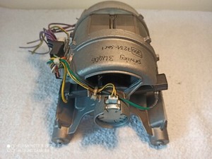Privileg 34406 Waschmaschine Motor,  Elektromotor, Antriebsmotor   -702-