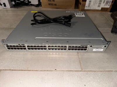 Cisco WS-C3850-48F-L 48 Port POE Gigabit Switch w/ power supply C3850-NM-Blank