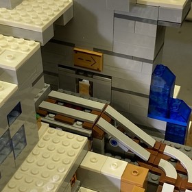 LEGO 21137 Minecraft - The Mountain Cave (2017) - 99% Complete