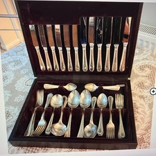 Canteen Cutlery, silver plate on Stainless Steel, wooden box: Please READ fully