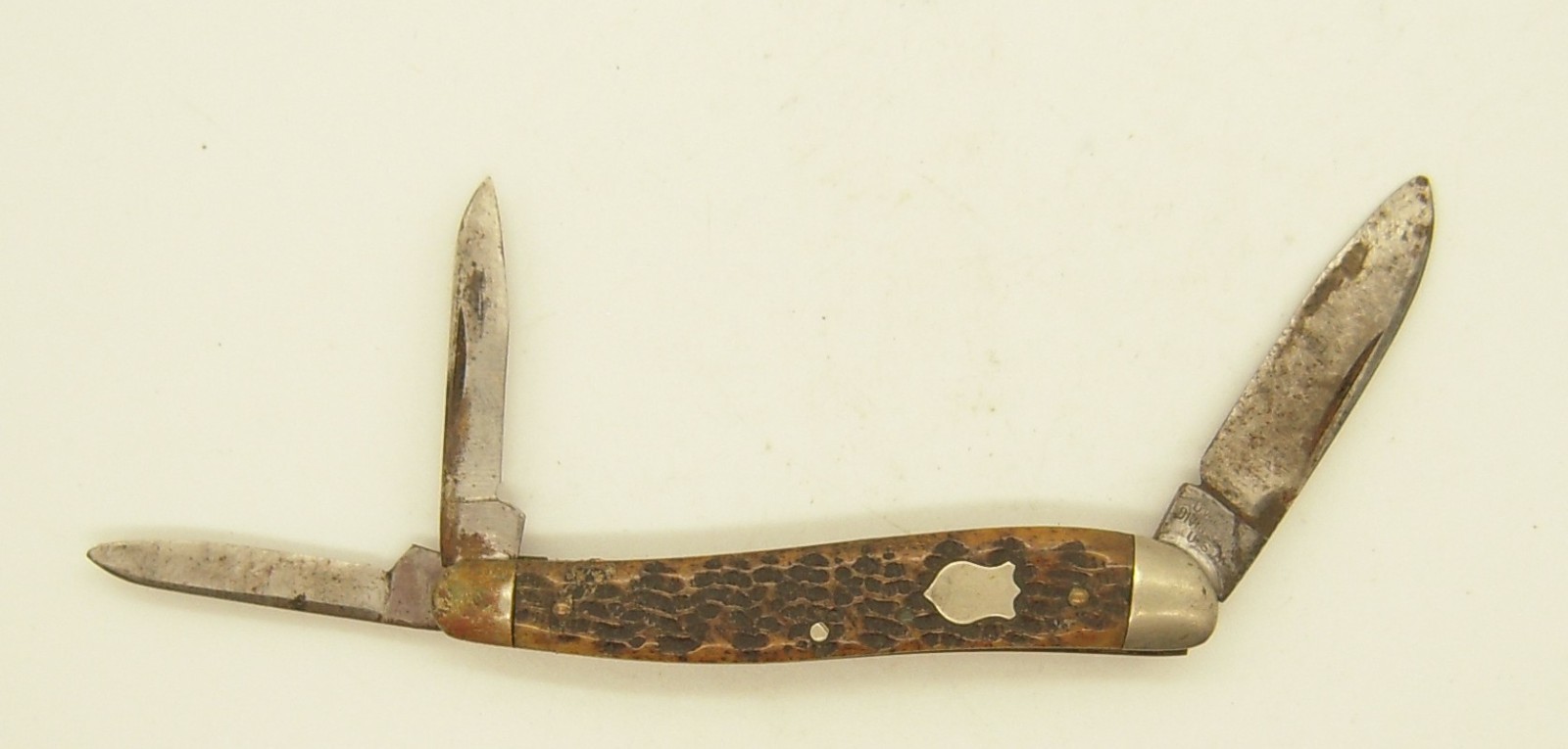 DWIGHT DEVINE ULSTER KNIFE CO - Whittler -3 Blade- Picked Bone -1876-1941 - Used