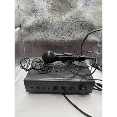 RadioShack SA-155 Integrated Stereo Amplifier with Microphone for Karaoke Partie
