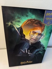 Harry Potter set Of 4 Crew Socks men's Shoe Size 4-10 holographic box.