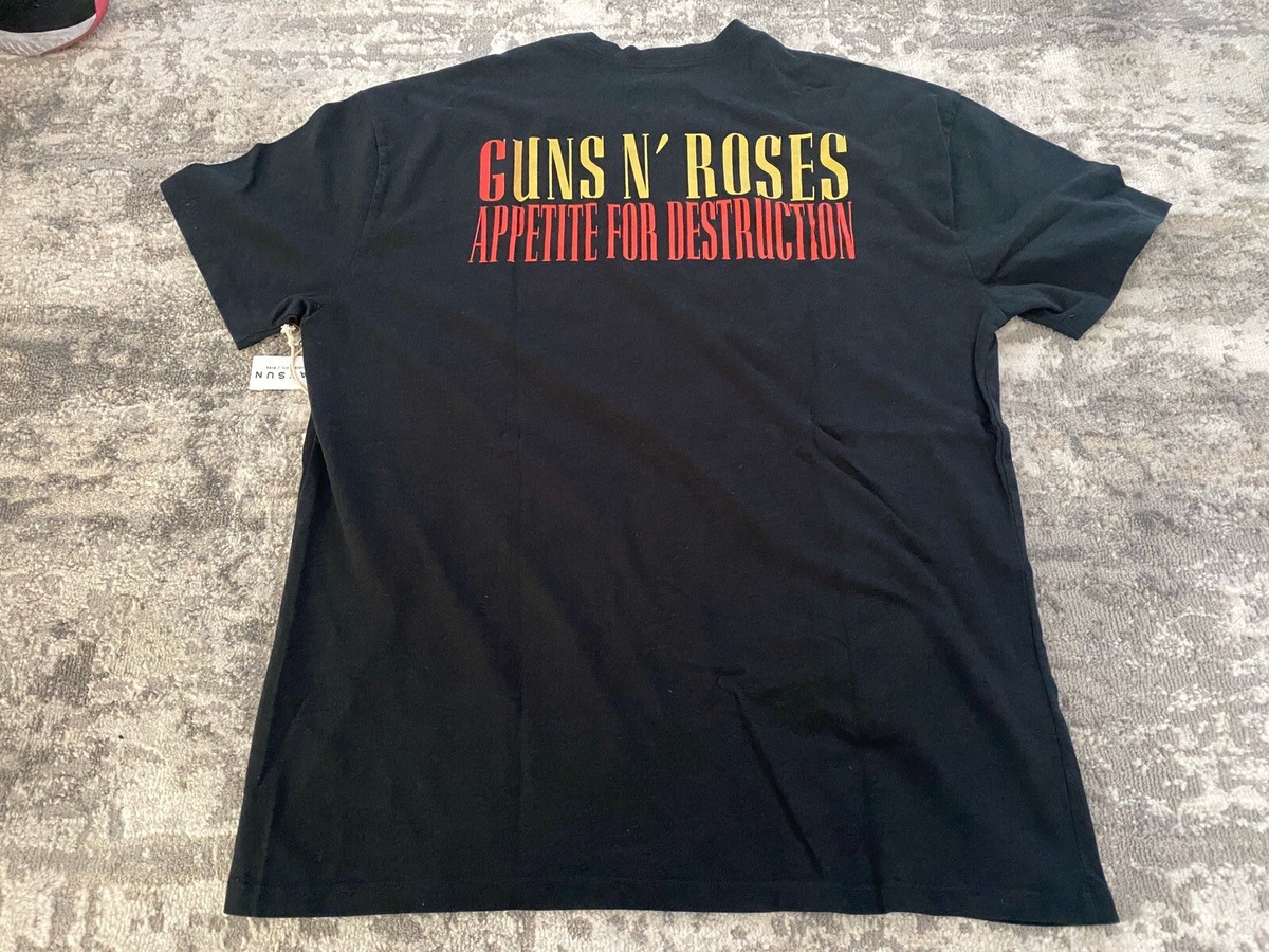 FOG Fear Of God Guns and Roses T-shirt Size M jerry Lorenzo FOG Fear Of God Guns and Roses T-shirt Size M jerry Lorenzo