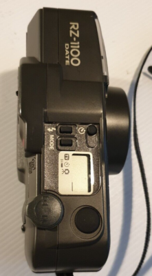 RICOH RZ-1100 DATE Vintage Point & Shoot 35 mm Film Camera. Black