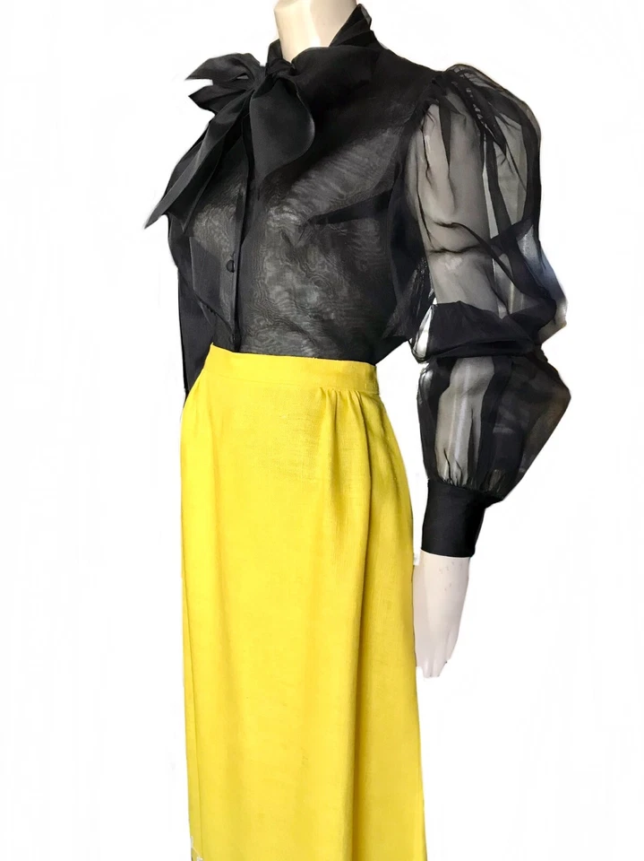 vintage 1960s yellow linen long skirt  Mod floral embroidery maxi skirt US 10 - Image 3 of 4