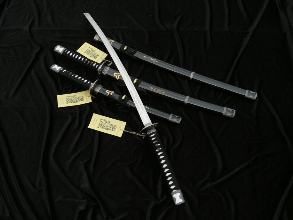 KILL BILL HKS114-B  SAMURAI SWORDS SET MOVIE