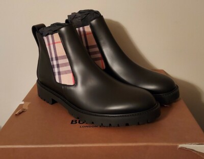 Women's AUTHENTIC BURBERRY Black Allostock Chelsea Boot W/ Check