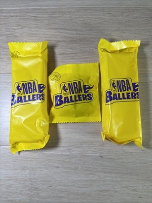New! Zuru 5 Surprise NBA Ballers/Series 2 - 1/2 Court w Hoop