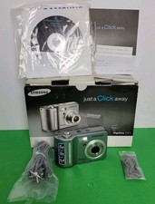 Samsung Digimax D53 5MP Digital Camera 3x Optical Zoom - Very Clean.