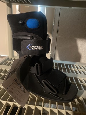 United Ortho Short Cam Walker Fracture Boot Foot Brace, Black, Small