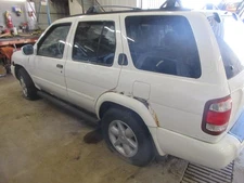 Used Front Right Door Assembly Front fits: 2001 Nissan Pathfinder w/with mouldin