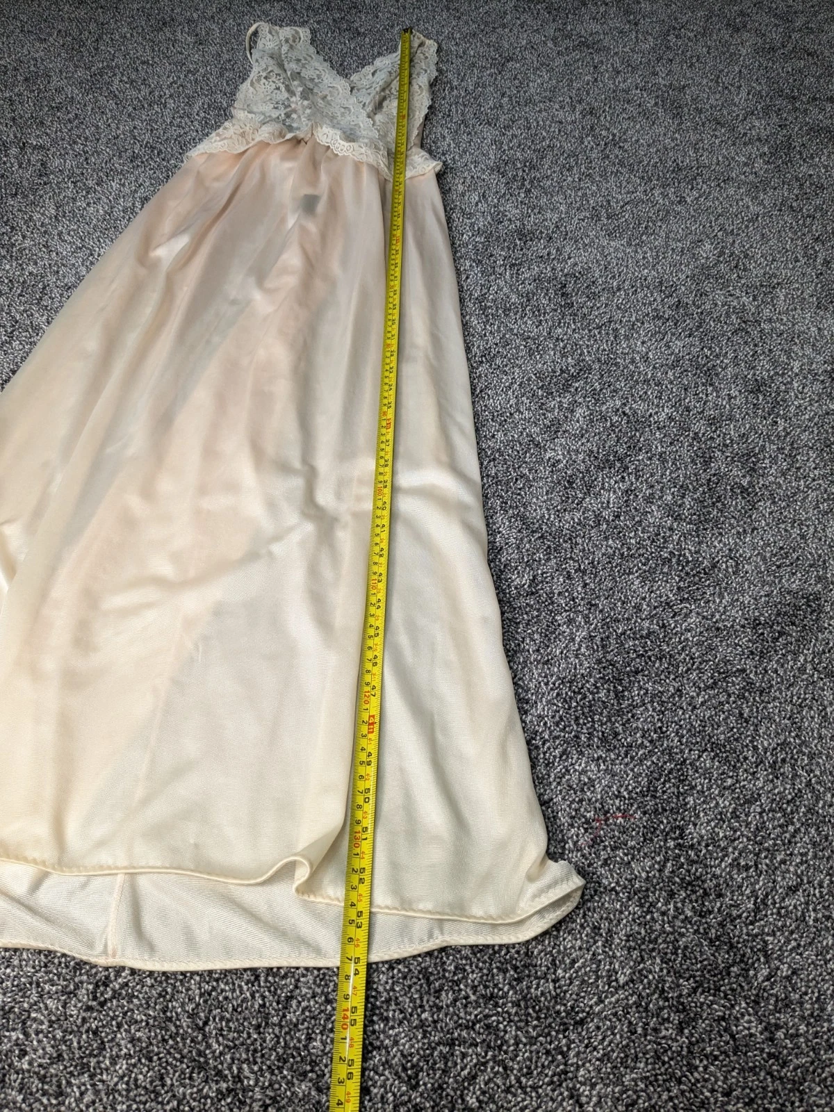 Abito da notte vintage International Boutique Undercover Wear rosa raso medio