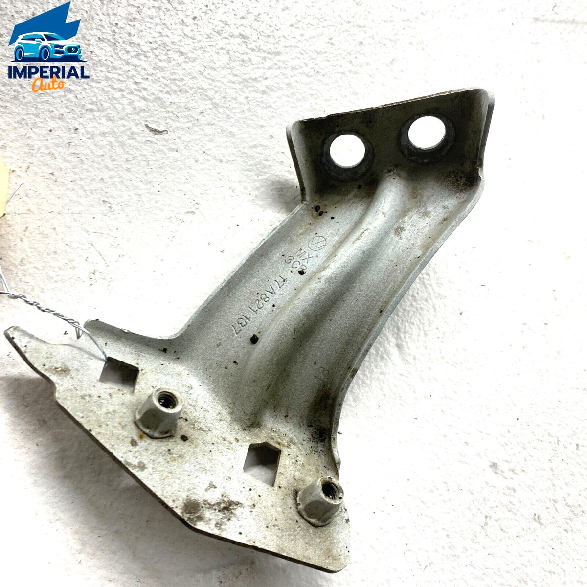 VOLKSWAGEN JETTA GLI 2019-2021 Left Fender Center Support Brace 