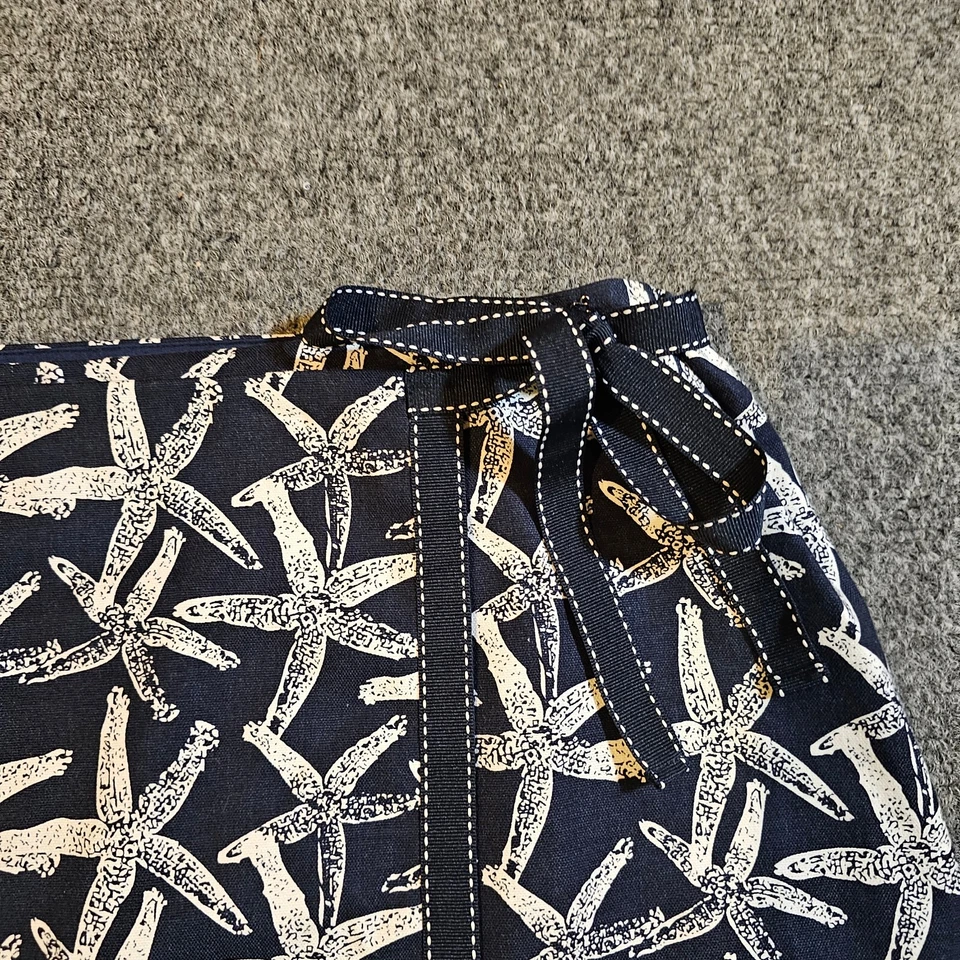 Falda para mujer Vineyard Vines 6 estrellas de mar azules envolvente frontal corta línea media informal Foto 3 de 4