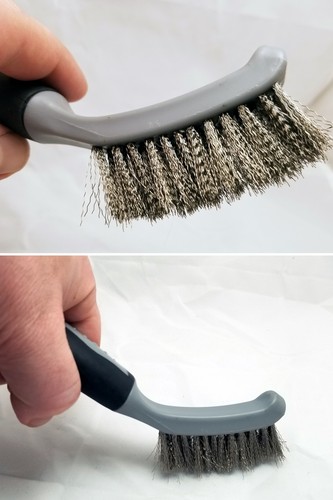 Mighty Metal Mini - Stainless Steel Wire Bristle Scrub Brush - Picture 4 of 4