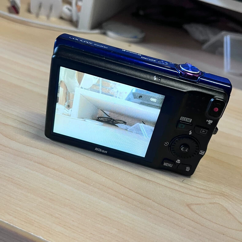 Nikon Coolpix S6200 16.0MP Digital Camera Blue Fully Tested 90