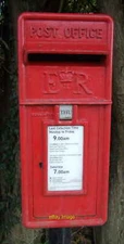 Photo 6x4 Close up, Elizabeth II postbox on Beverley Road, South Cave Pos c2018