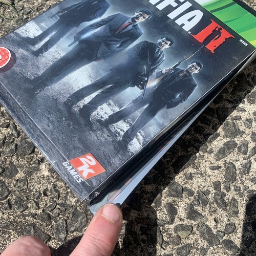 Mafia 2 Xbox 360 Steelbook includes Orchestral Score - Picture 3 of 3