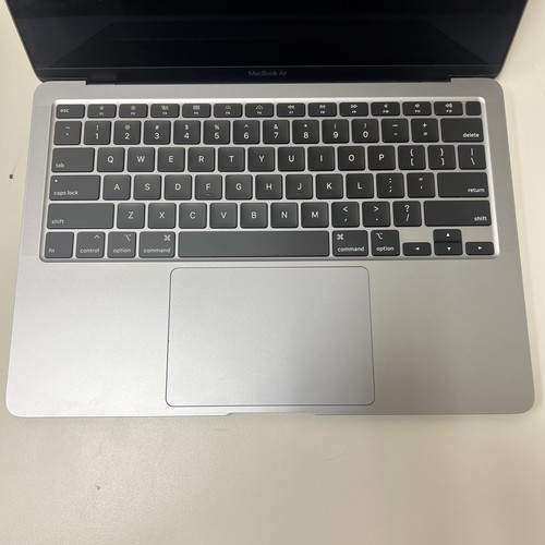Apple Macbook Air 13" 128GB 8GB Ram Silver - Core i3 -Mac OS Ventura (2020) - Picture 8 of 10