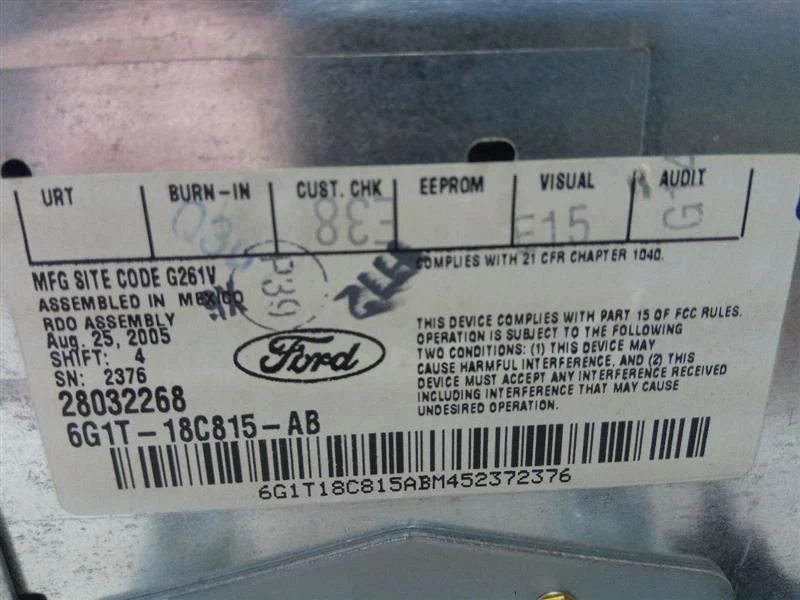 Radio estéreo AM FM CD 6 discos reproductor de MP3 compatible con 06-07 Ford Fivorent D154-187581 Foto 4 de 4