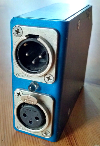 Denecke Dcode PS-1 9v Battery to P48 Phantom Power Supply for Condenser Mics - Picture 7 of 8