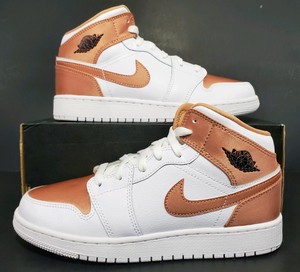 chaussure nike rose poudré