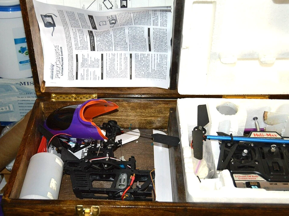 HELI-MAX AXE-CP HELICOPTER W/REMOTE CONTROL & MANY EXTRAS - Image 2 of 4