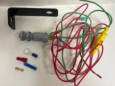 ROADMASTER, INC. BRAKE LIGHT SWITCH BRACKET FOR '07 CHEVY & GMC 751421