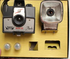 VINTAGE Imperial Mark XII 7 Piece Flash Camera Kit in original packaging