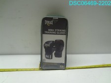 Everlast Striking 7773SM Training Gloves Small/ Medium Black 009283524579