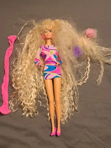 Totally Hair Barbie #1112 Mattel Vintage 1991 w/ accessories