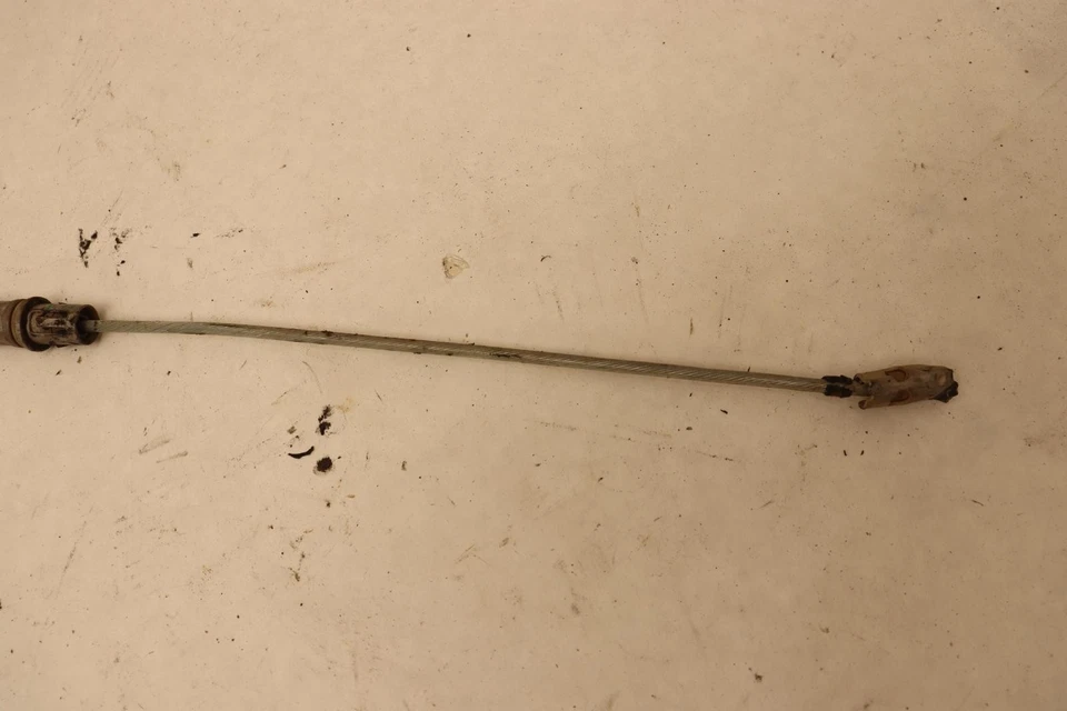 Antena de radio delantera delantera Chevy Silverado 1500 2014-2018 mástil base OEM Foto 2 de 4