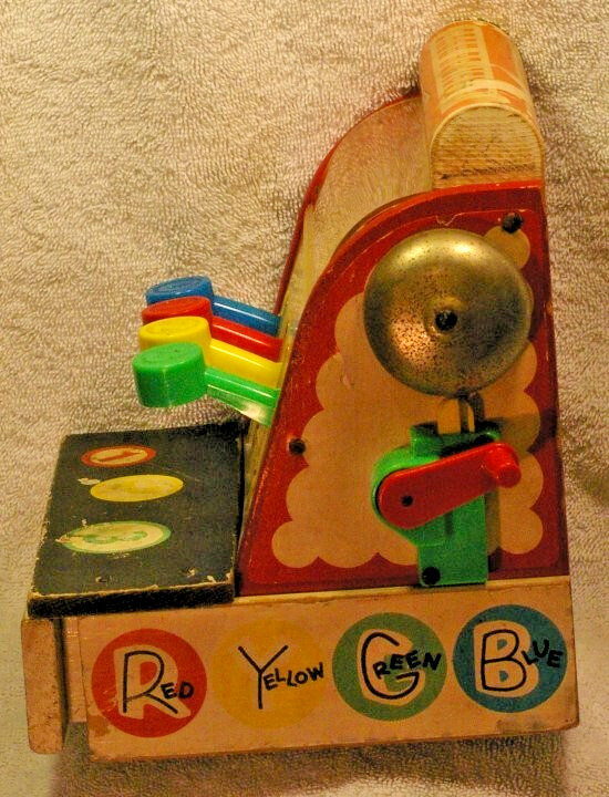как выглядит Vintage Fisher Price Cash Register Toy 972 from 1960 фото