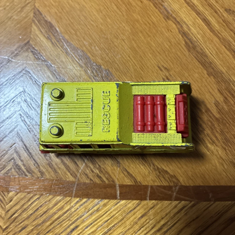 TootsieToy Diecast Rescue Equip. Truck SWAT Yellow Made in USA - Image 3 of 4