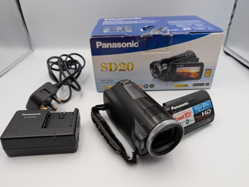 VIDEOCAMERA PANASONIC HDC-SD20 BOXATA HD DIGITALE ALTA DEFINIZIONE VIDEO CAM Funzionante - Foto 1 di 15