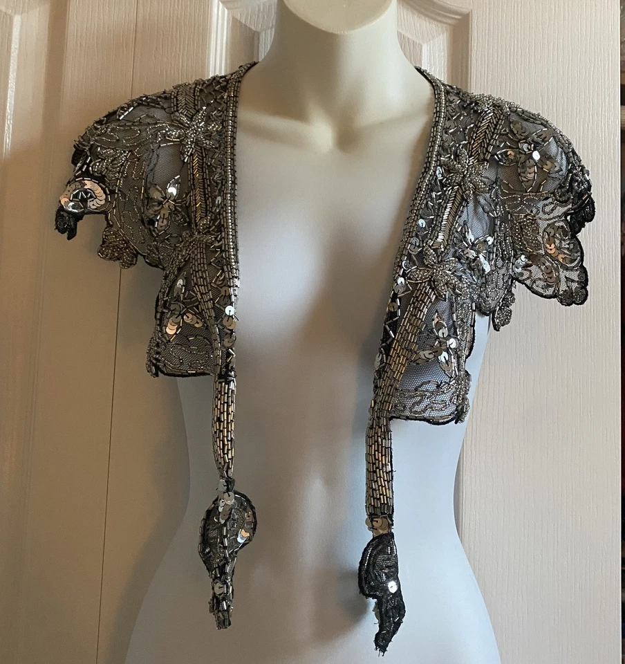 SHARMARK Las Vegas Lote de 3 Collares Aleta Envoltura Lentejuelas Dorado, Crema y Plata Foto 3 de 4