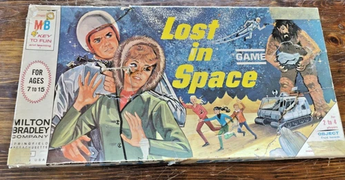 MILTON BRADLEY LOST IN SPACE Vintage Board Game 1965 Classic TV 4631 SCI FI RARE