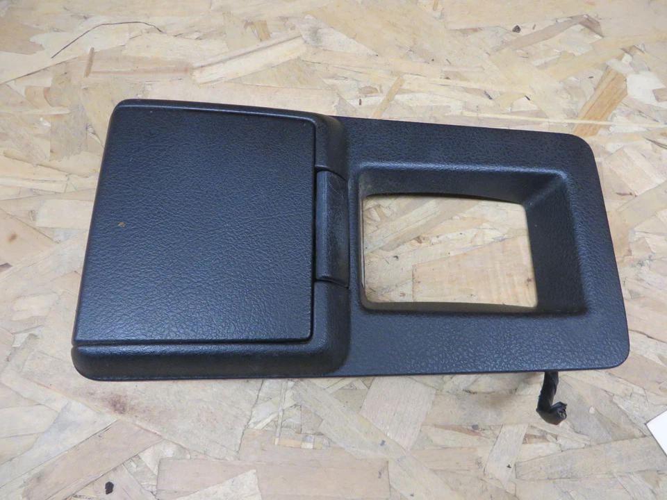 INFINITI M30 M 30 90 1990 CENTER CONSOLE DECK w/ AUTO LID + LIGHT BLACK OEM - Image 3 of 4