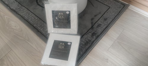 Pair of Pure Mulberry Silk large Pillowcases Anti-Ageing Skin Friendly case £80 - Picture 3 of 7