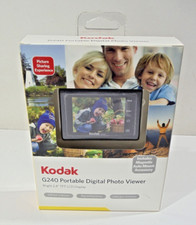 Kodak G240 Portable Digital Photo Viewer 2.4 Inch LCD Digital Display Black New