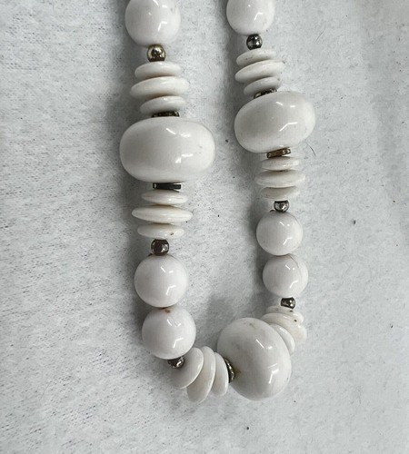 Vintage Acrylic 50's 60’s Bubble Beads 11” Necklace White Retro Chunky Mix Retro - Picture 10 of 10