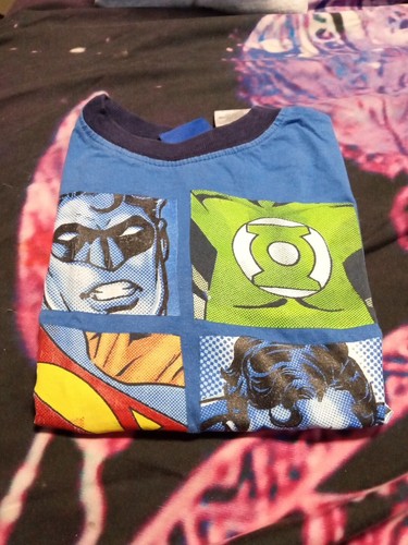 DC Justice League T-shirt Boys Size 5 - Picture 4 of 4